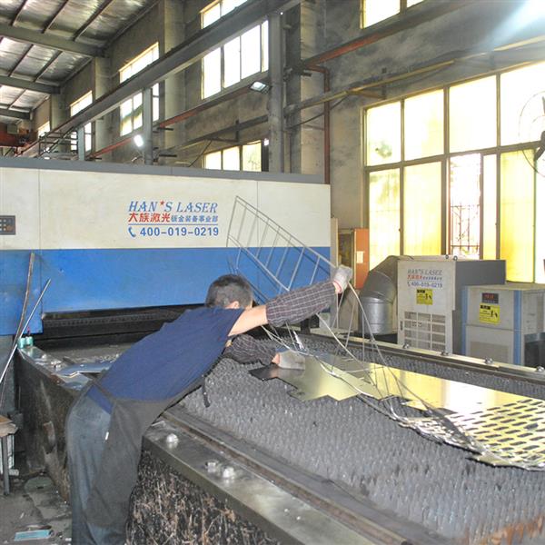 大型精密激光切割