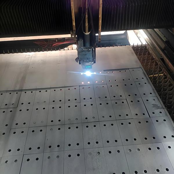 大型精密激光切割
